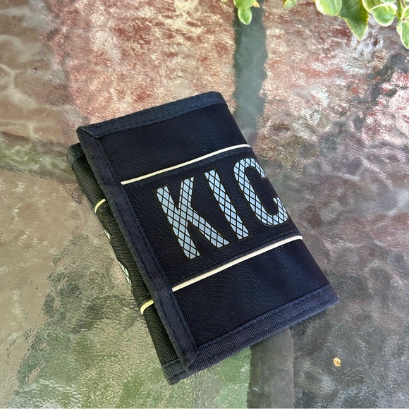 Kickers Handbags - Kickers | rare vintage trifold wallet with clasp and zipper